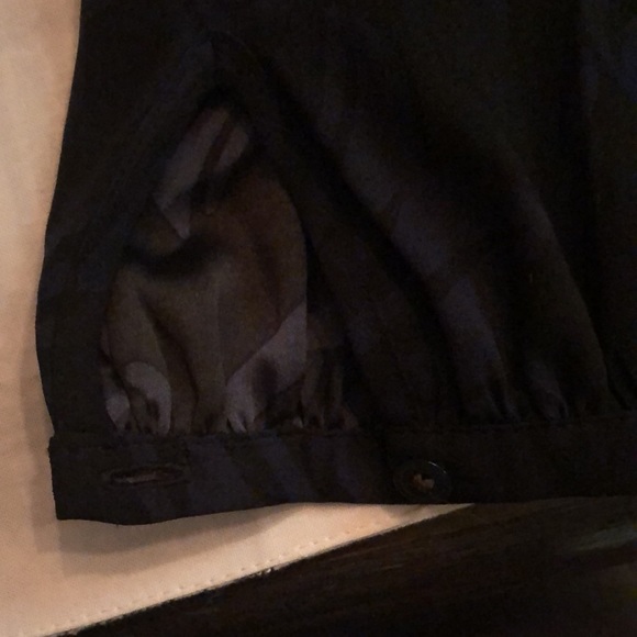 Ann Taylor Loft long sleeve floral dress. 2 Petite - Picture 10 of 13